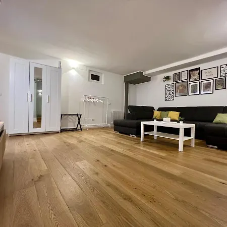 Central Luxe Haven ミラノ